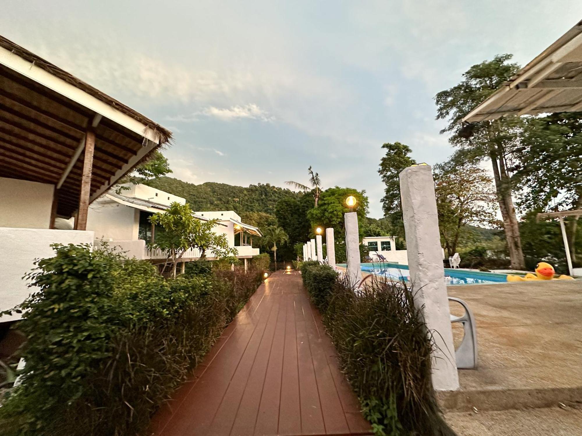 Capital O 75411 Navagio​ Boutique​ Koh​ Chang​ Hotel Trat Exterior foto